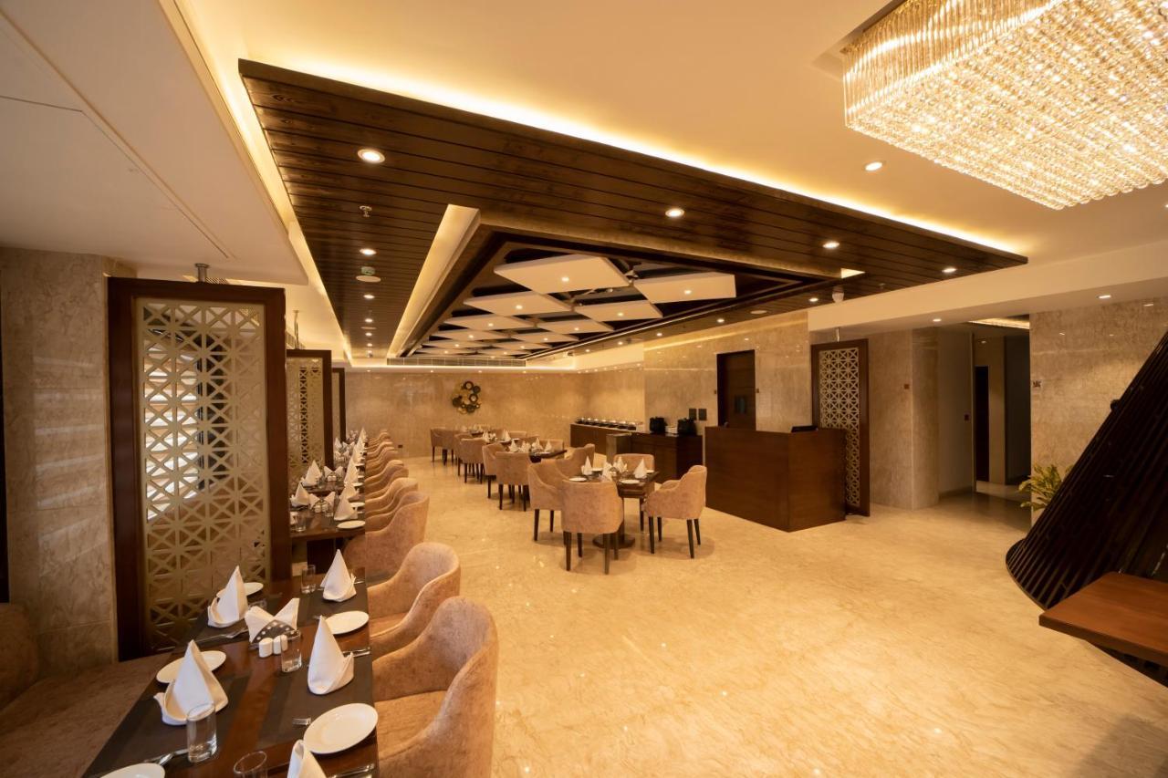 Hotel Dvij Inn Jaipur Eksteriør bilde