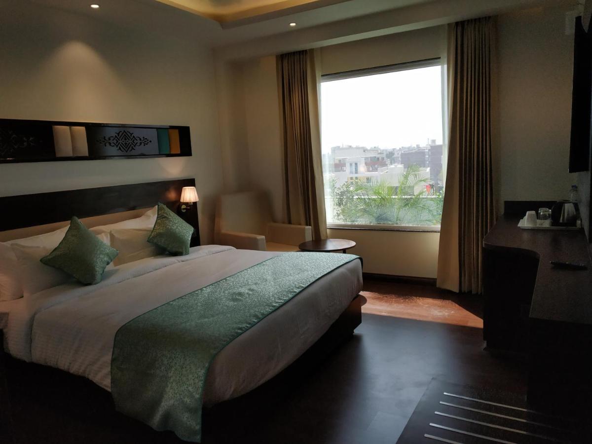 Hotel Dvij Inn Jaipur Eksteriør bilde